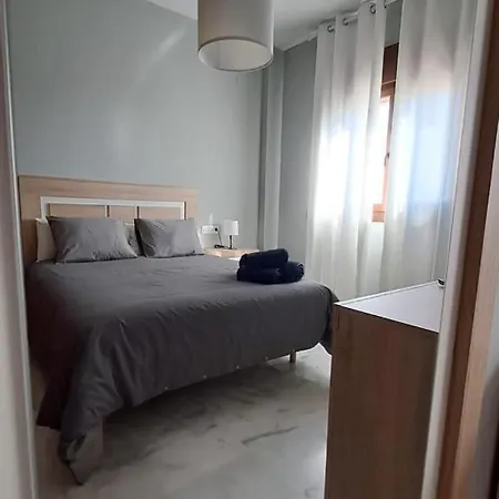 Lux - Vacacional Sevilla Apartment