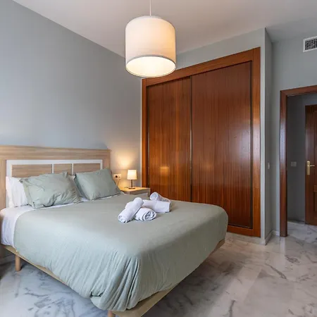 Lux - Vacacional Sevilla